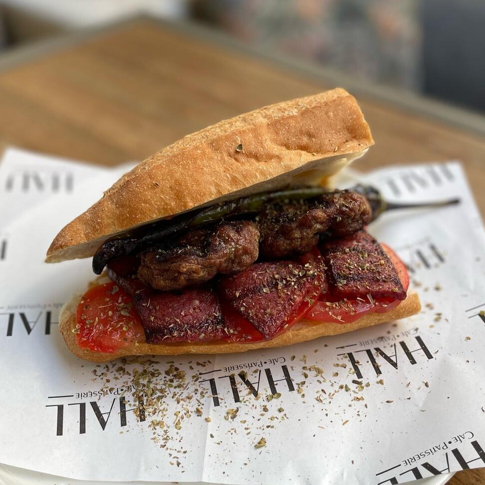 Karışık Köfte Sucuk Ekmek