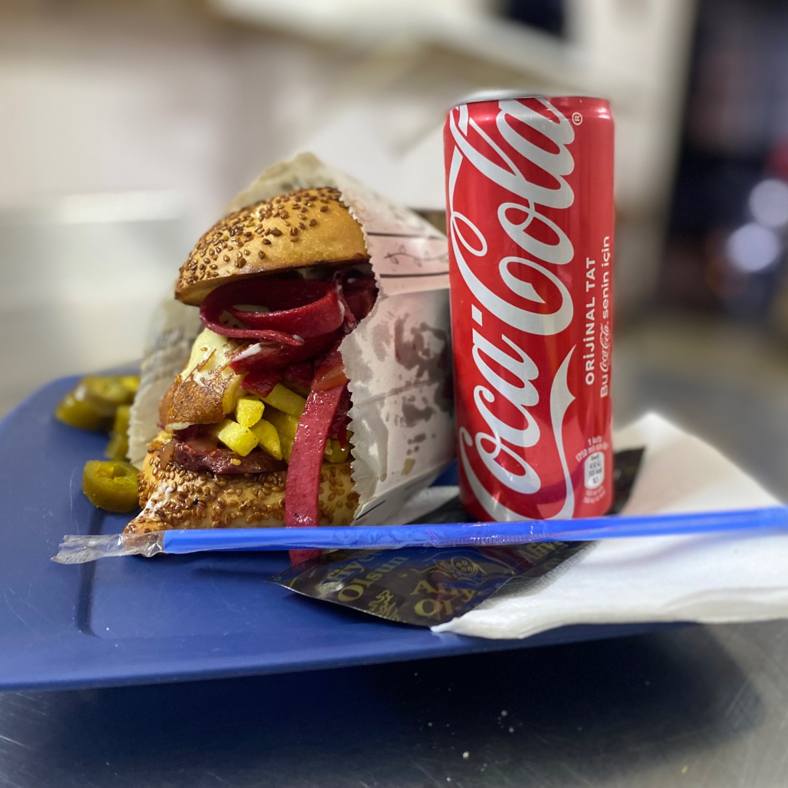 Ferroo Special Fantastik Kumru Sandviç+Coca Cola(250cl)