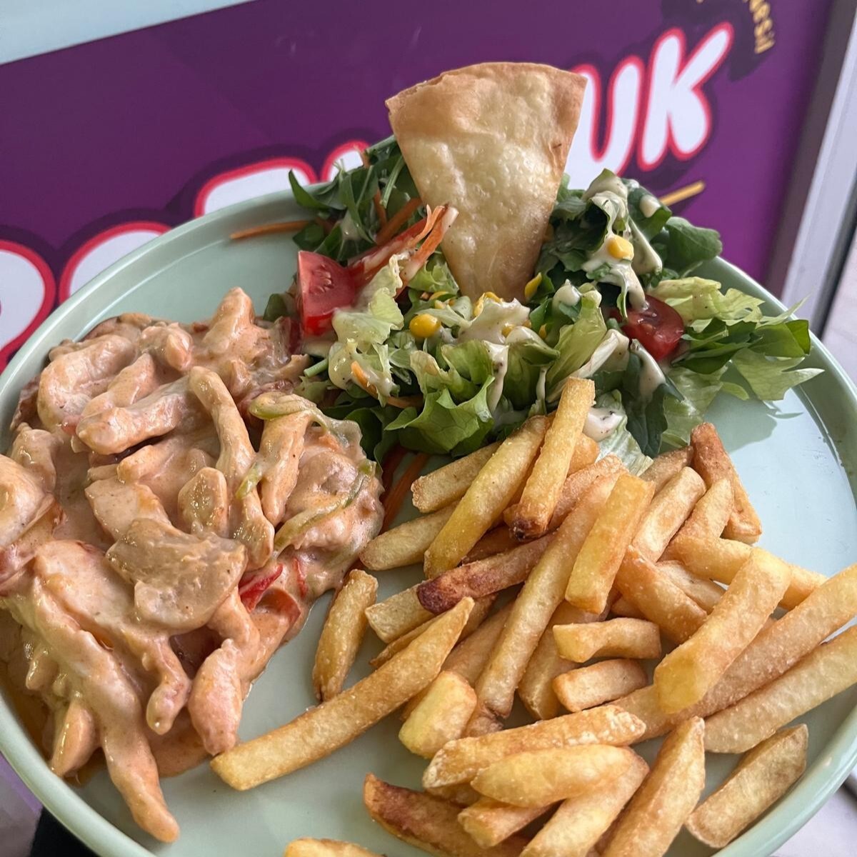 Barbekü Soslu Tavuk + Salata + Patates