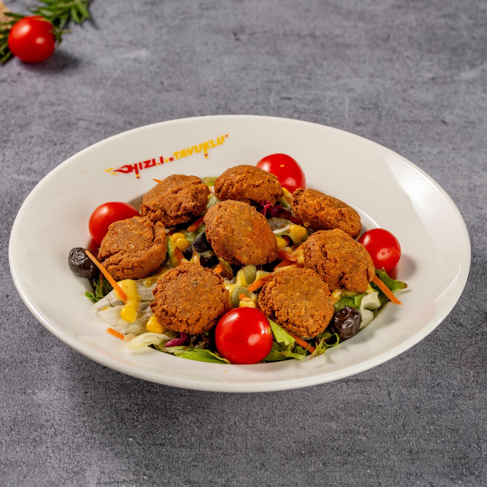 Falafel Salata