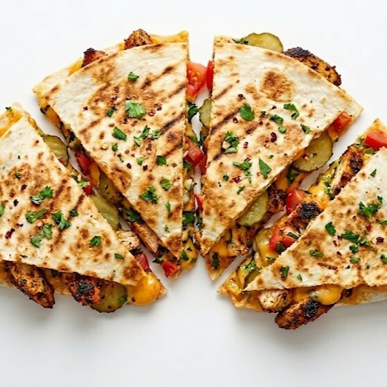 Cheddarlı Cajun Quesadilla