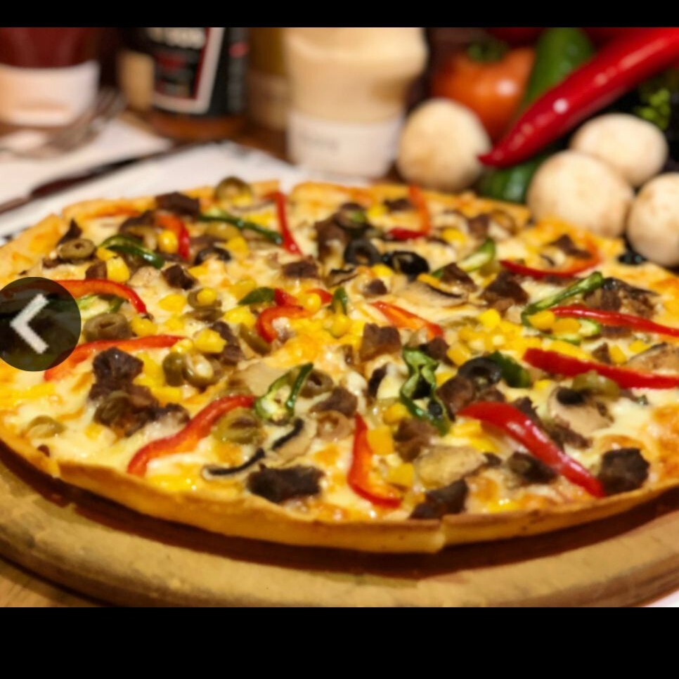Kavurmalı Pizza (Büyük Boy)