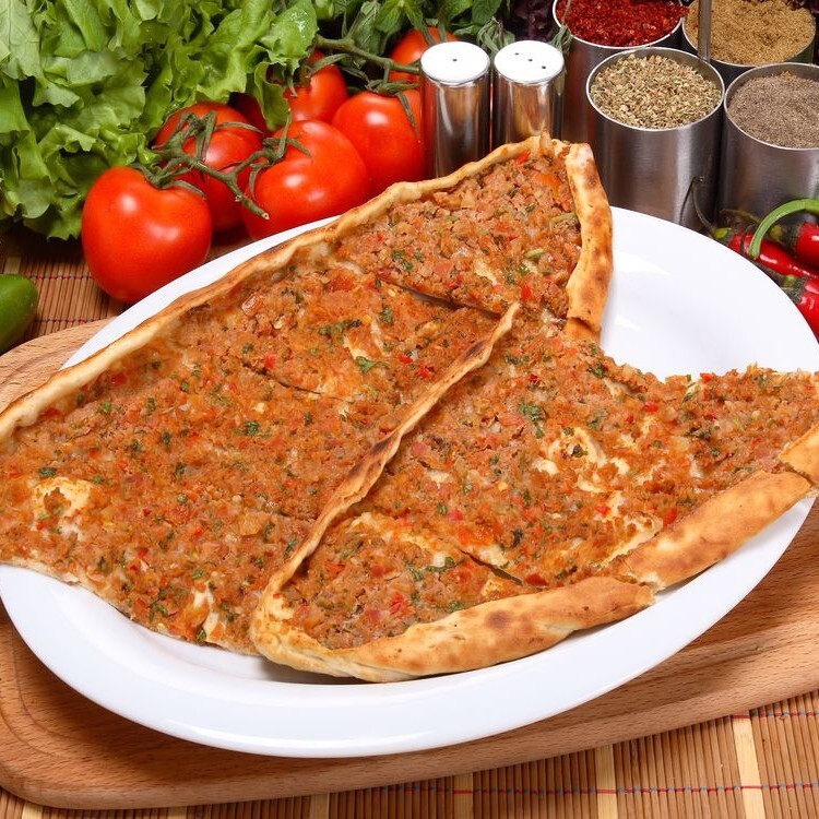 Kıymalı Pide