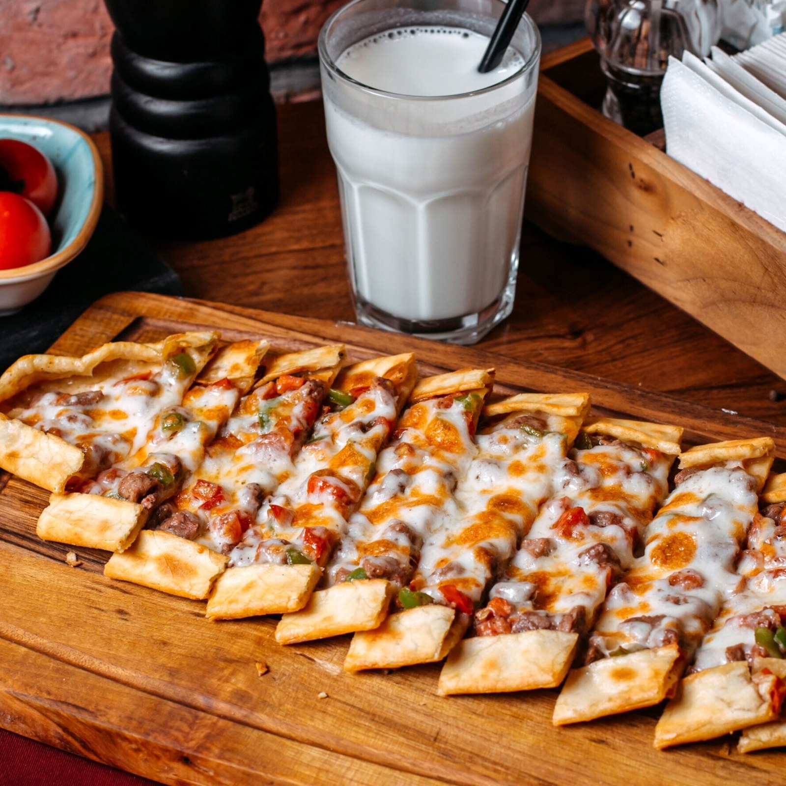 Kuşbaşı Kaşarlı Pide