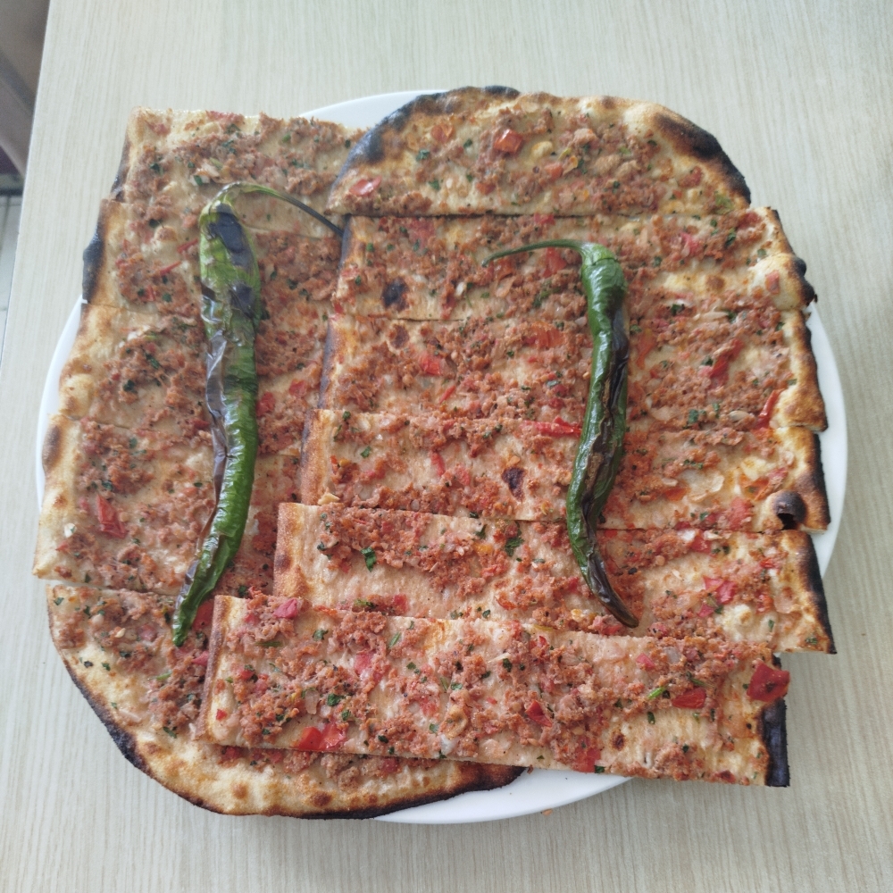 Kıymalı Pide Menü