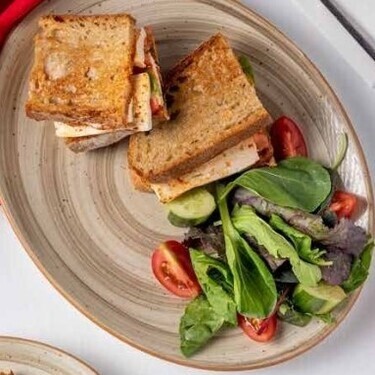 Ekşi Mayalı Akdeniz Tost