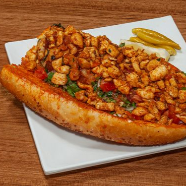 Yarım Ekmek Arası Tavuk Tantuni