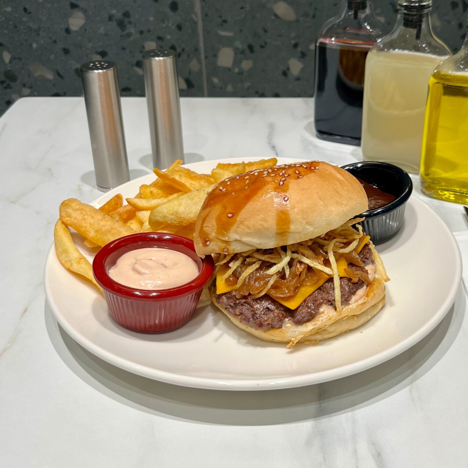 Trüf Soslu Mantar Burger
