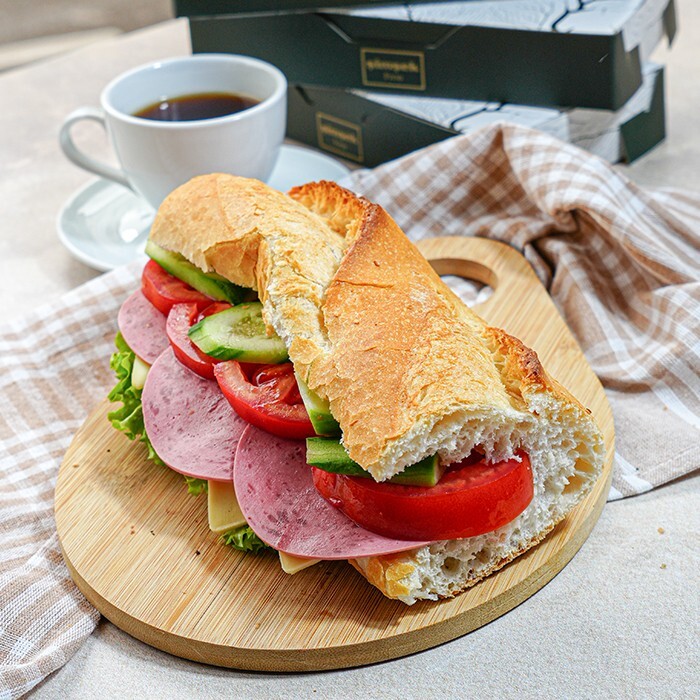 Kaşar Peynirli Salamlı Sandviç (Ekmek)