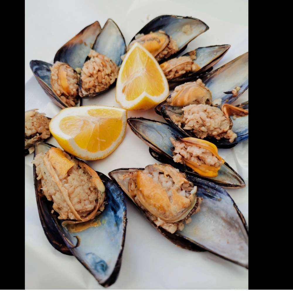 20 adet midye 2 tüm limon