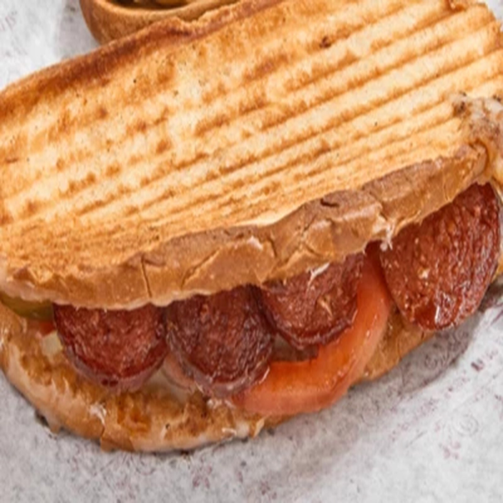 Sucuklu Tost