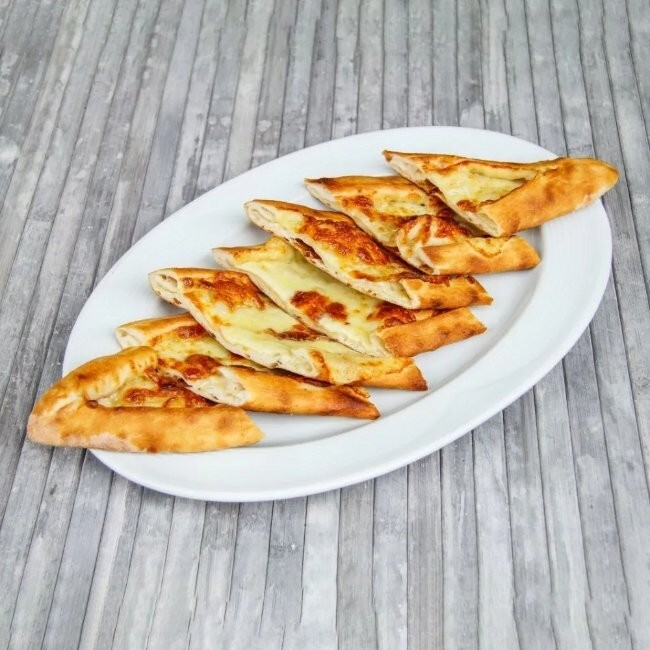Tavuklu Mantarlı Kaşarlı Pide +330 Ml Coca Cola