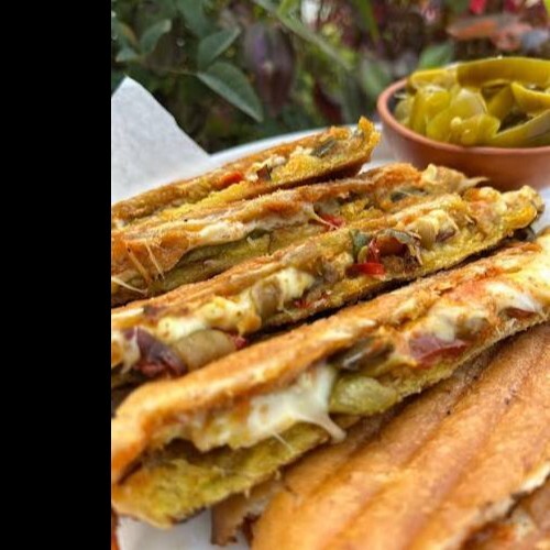 Sebzeli Karışık Tost