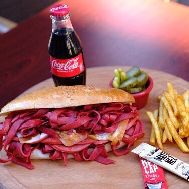 Kumru + Coca Cola