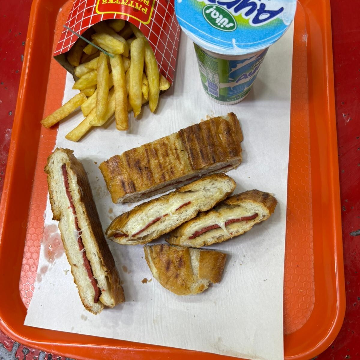Tost Menü