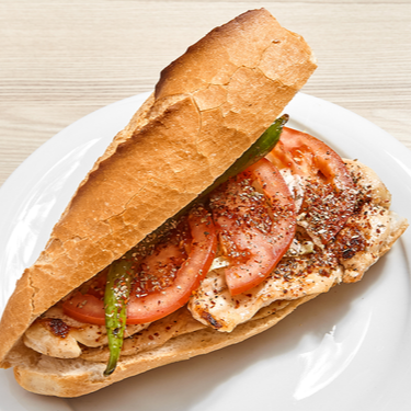 Yarım Ekmek Arası Izgara Tavuk
