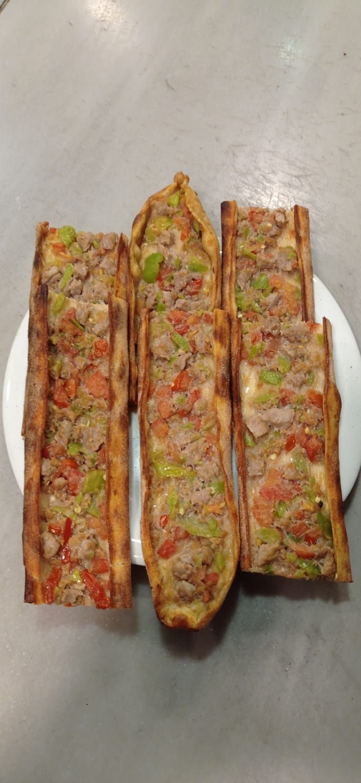 Bıçak Arası (kuşbaşılı) pide