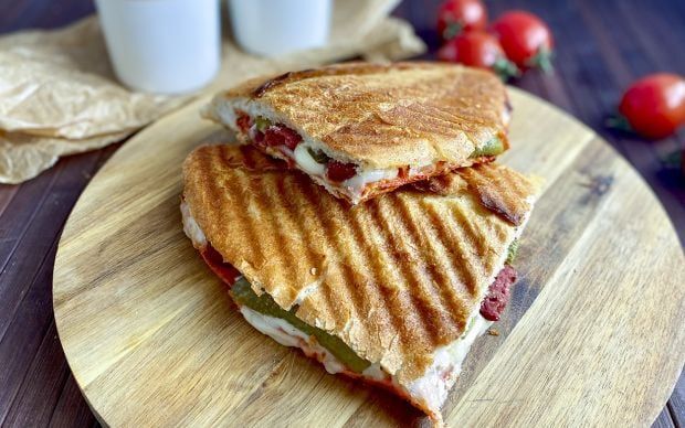 Sucuklu Tost