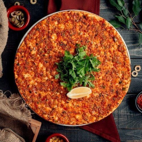 10 Adet Lahmacun Sever Menü