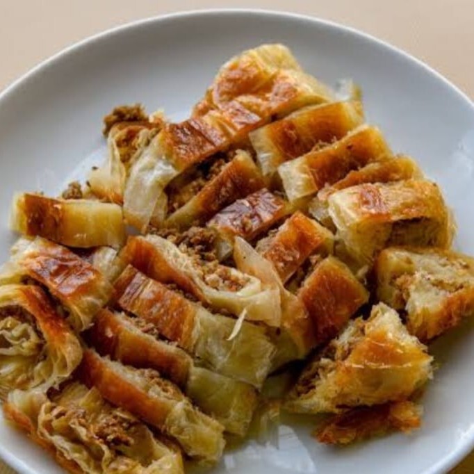Kıymalı Kol Böreği (250 gr.)