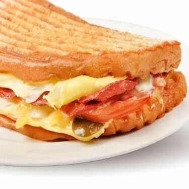 Sucuklu Yumurtalı Ayvalık Tost
