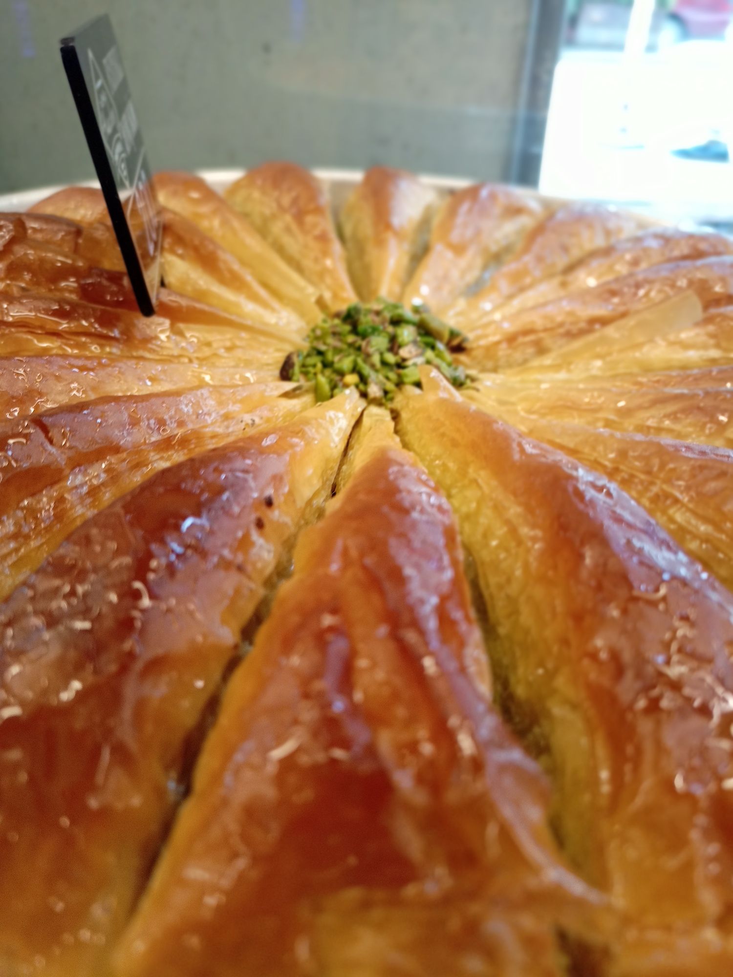 Fıstıklı Havuç Dilim Baklava (1 kg.)