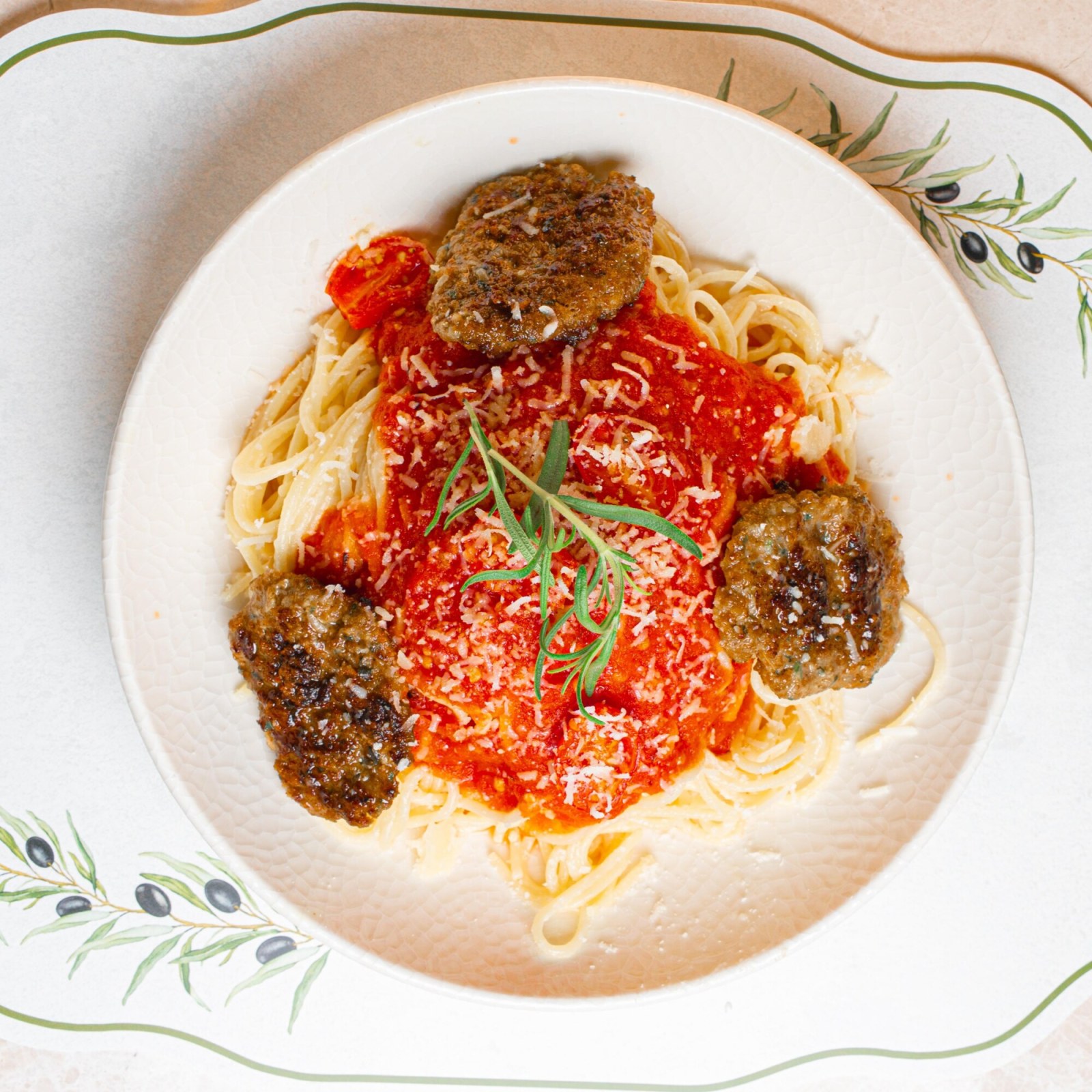 3 Köfteli El Yapımı Spagetti