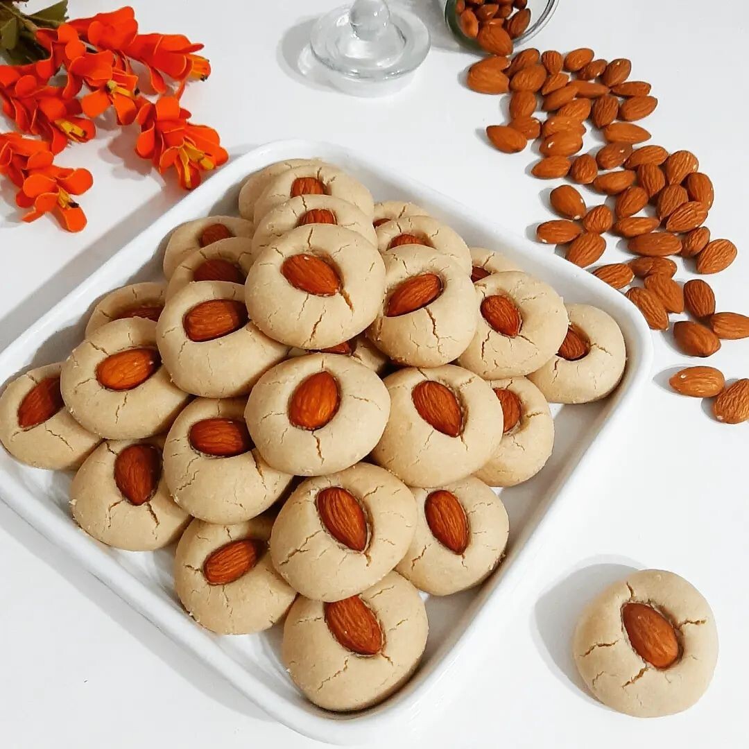 Bütün Bademli Kurabiye 500 gr