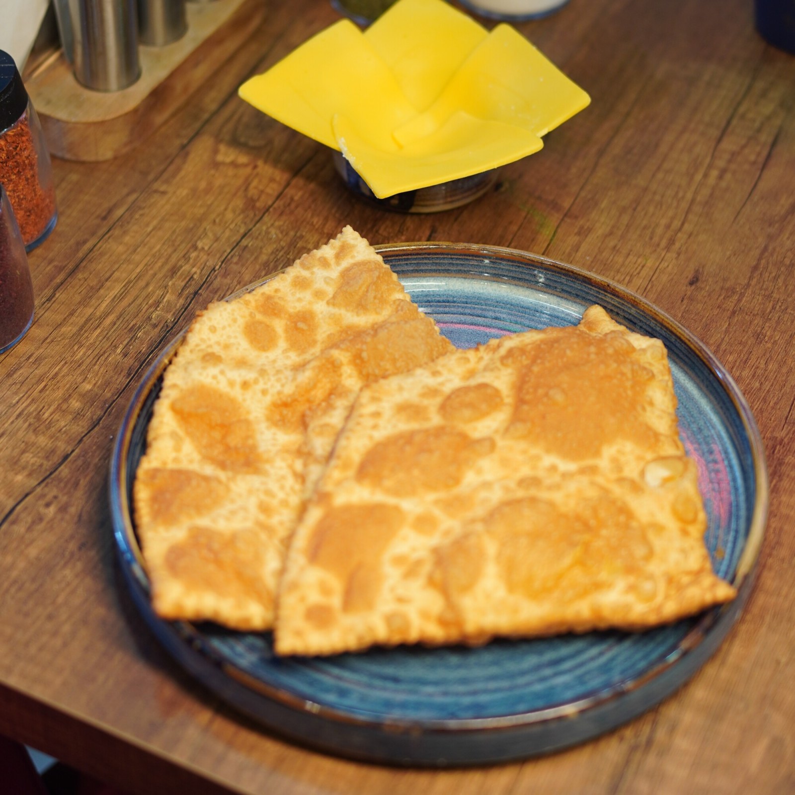 Kıymalı Cheddarlı Çi Börek 1 Porsiyon