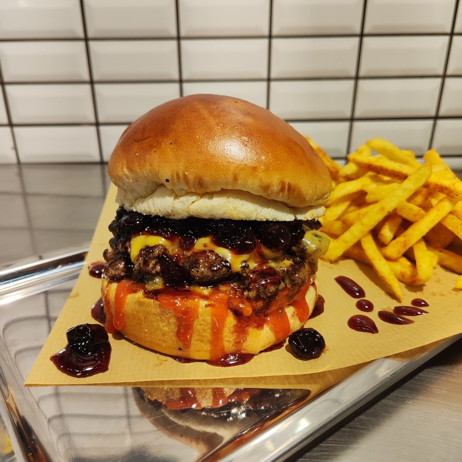 Jam Smash Burger & Coca-Cola (33 cl.)