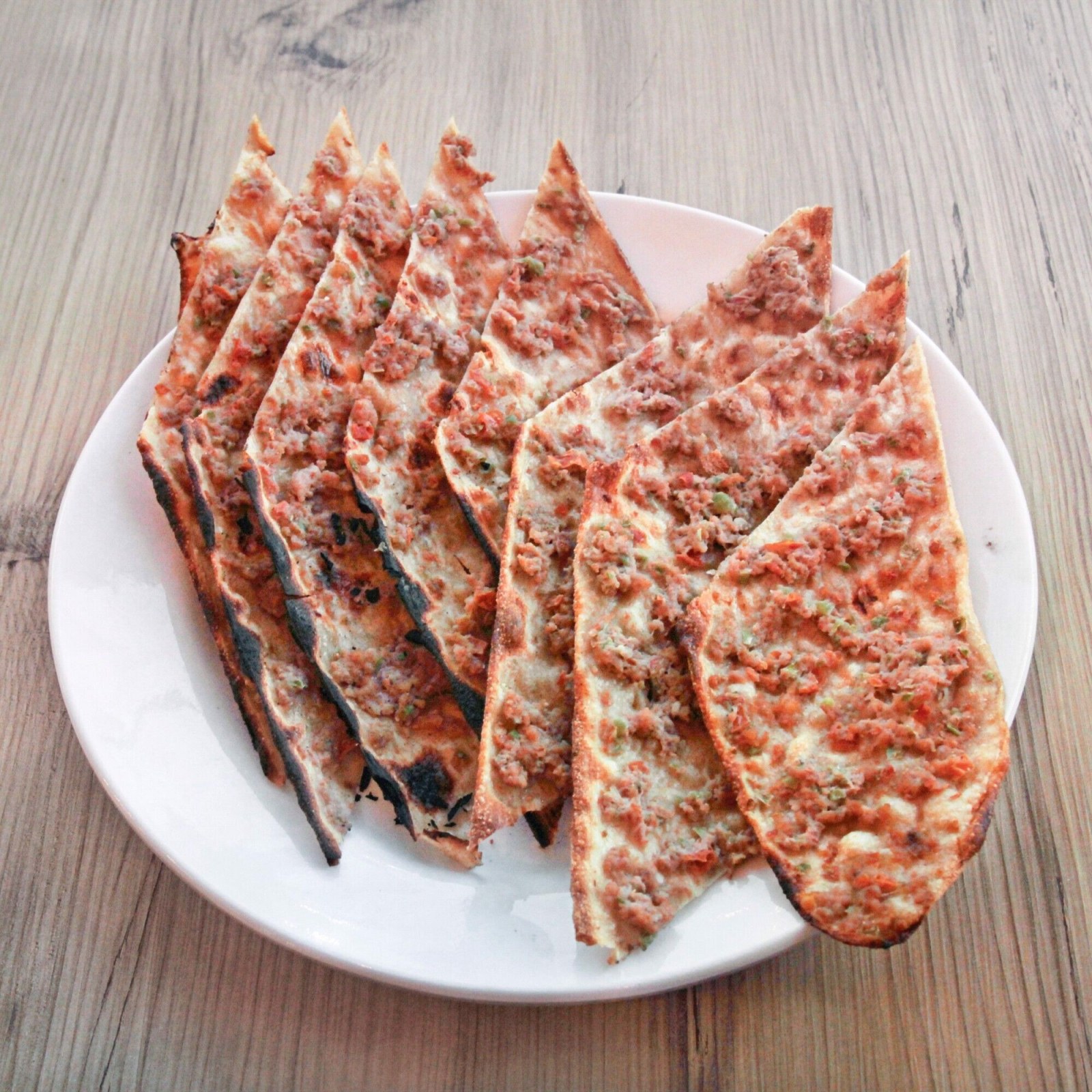 Etli Ekmek (Kıymalı)