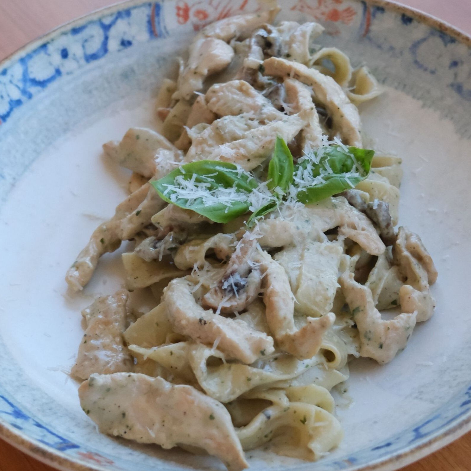 Fettuccine Alfredo