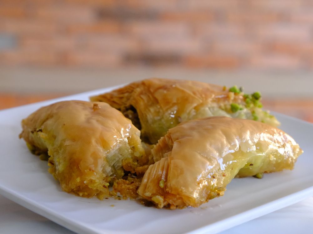 Fıstıklı Şöbiyet (1 kg)