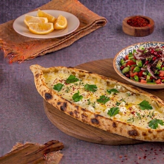 Peynirli Sıkma Pide