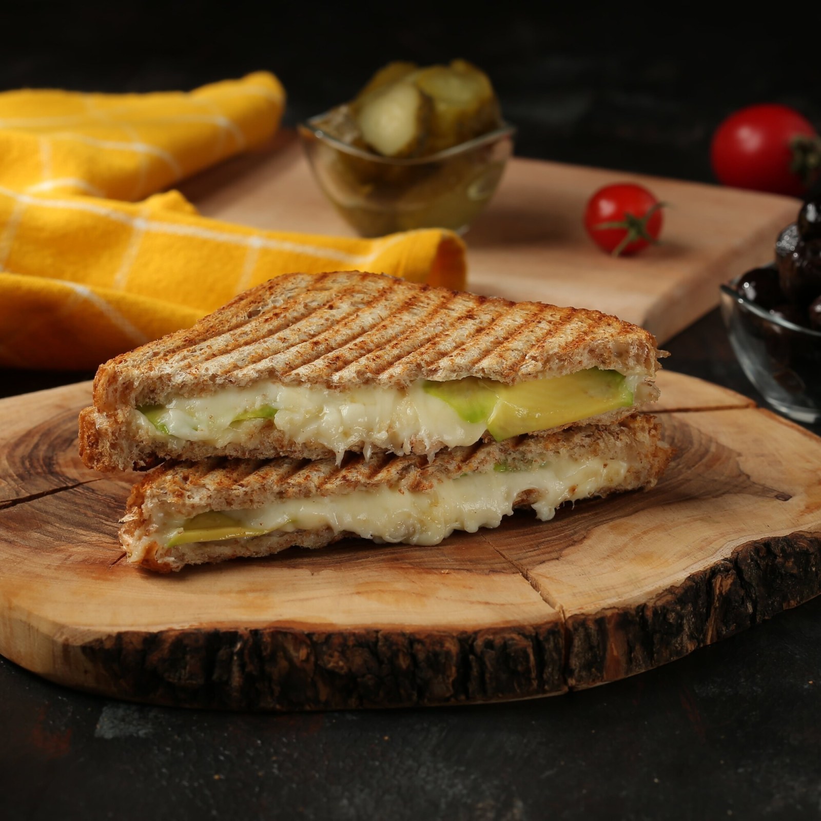 Afrodit Tost