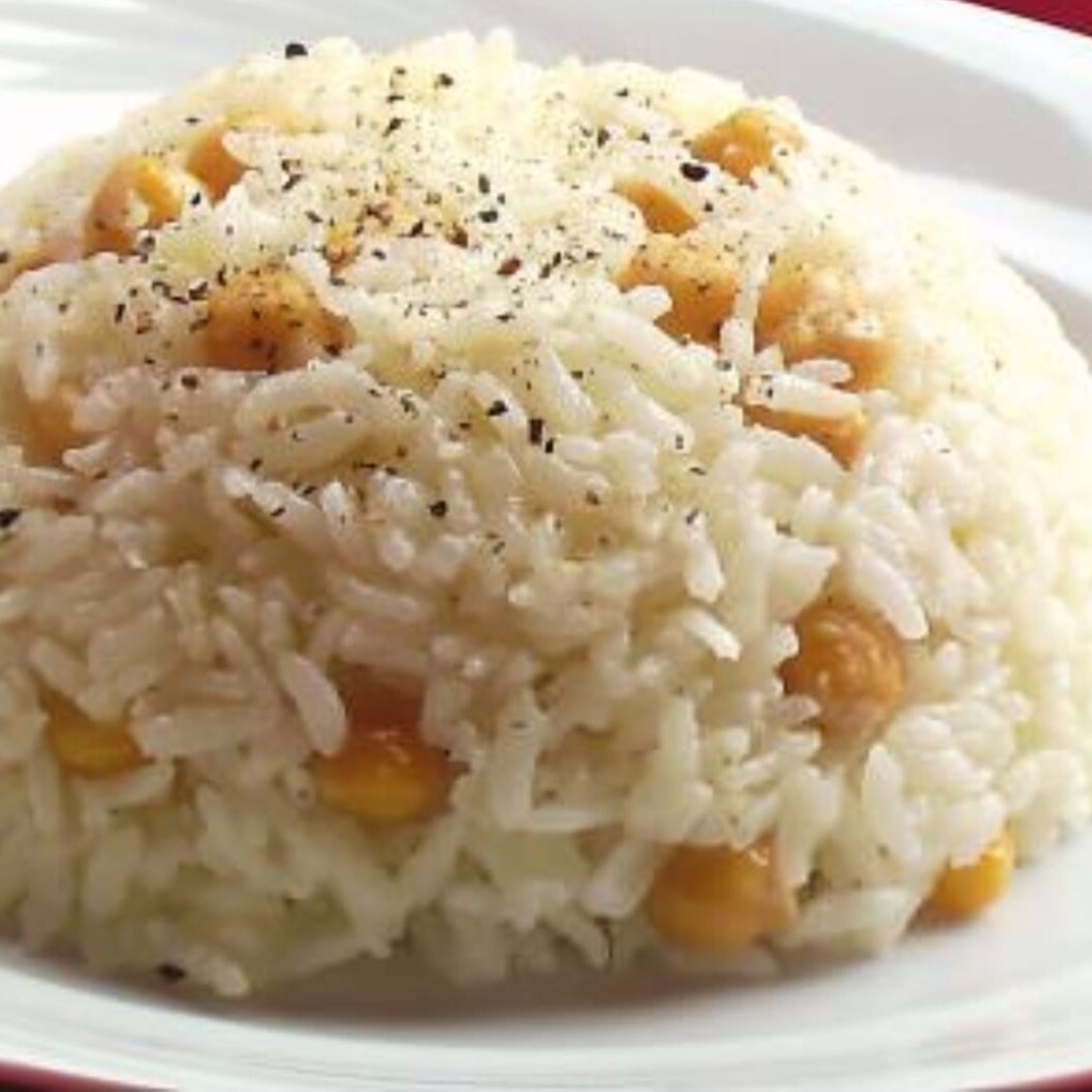 Tereyağlı Nohutlu Pilav (1.5 Porsiyon) 1 Büyük Ayran (285 ml) Bedava