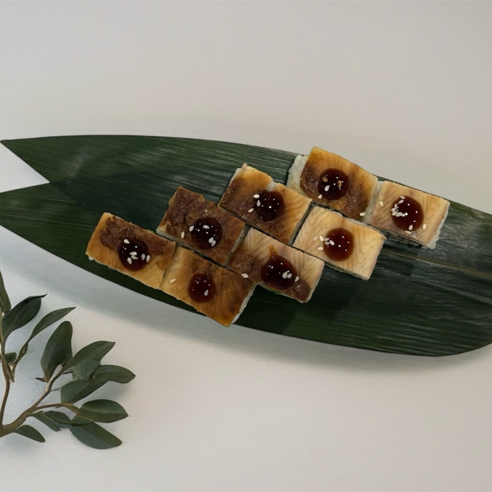 Dragon Roll (8 pcs.)