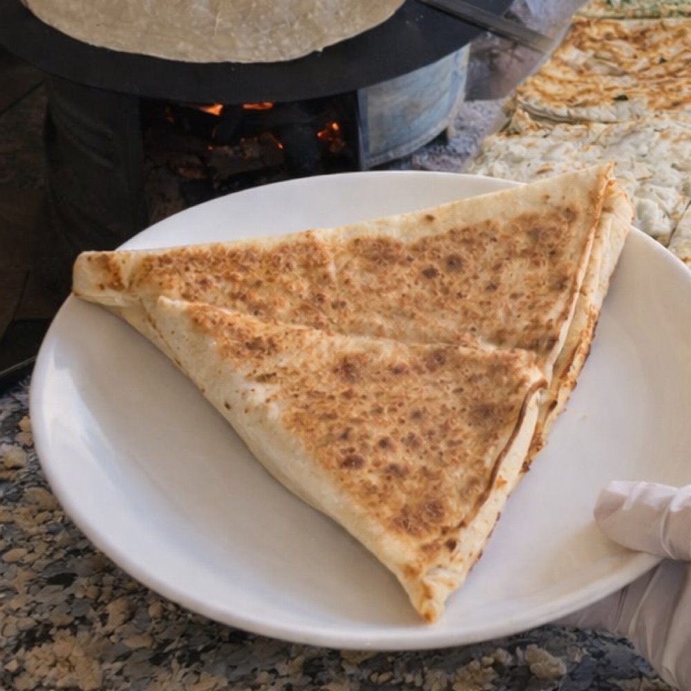 Kaşarlı Köy Peynirli Muska Böreği