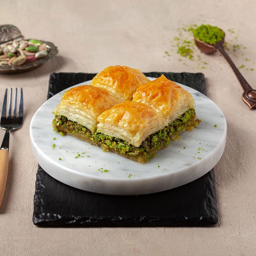 Kare Fıstıklı Baklava 1 Kg