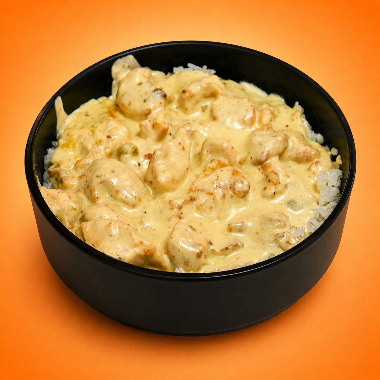 Avokado Fındıklı Soslu Tavuklu Pilav