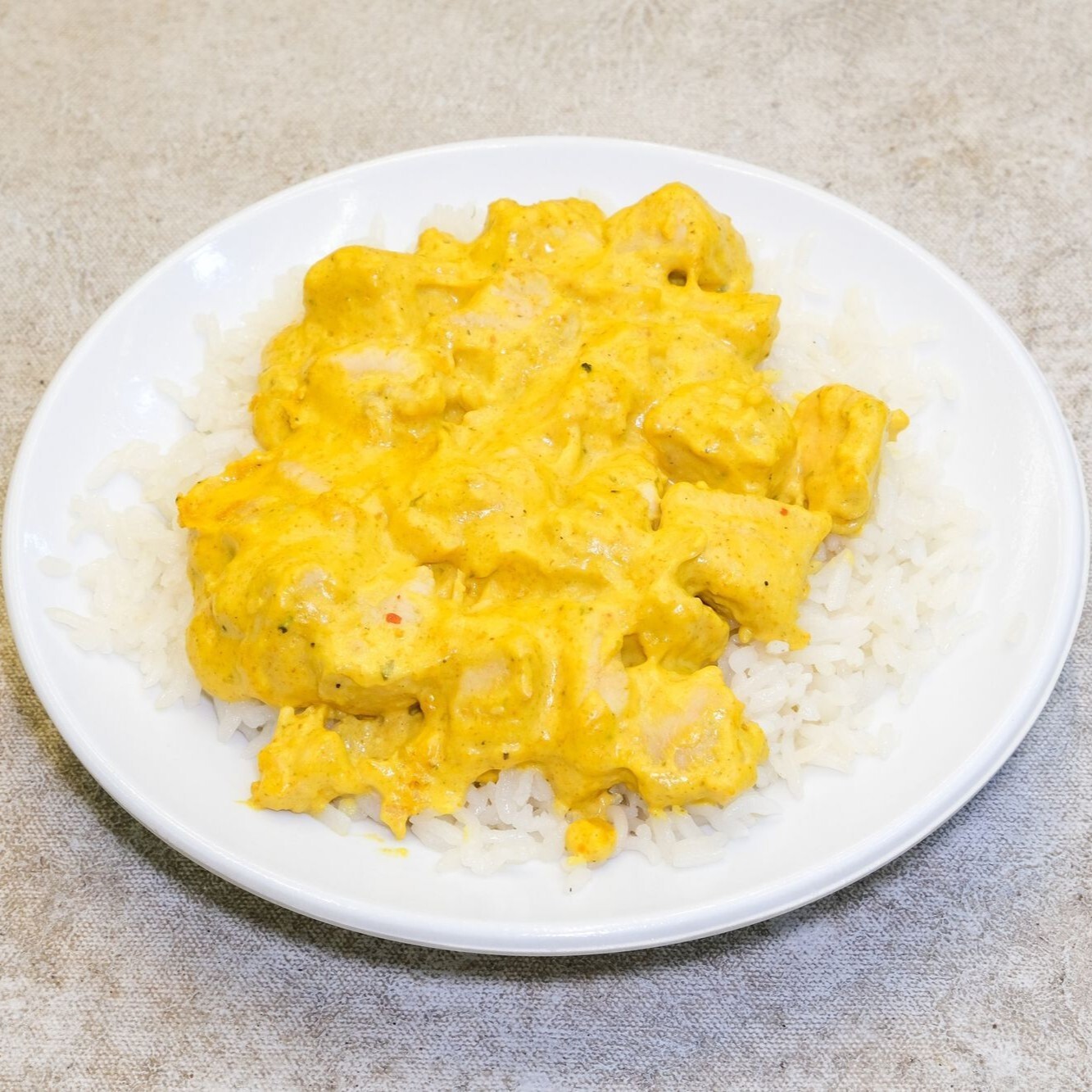 Köri Soslu Tavuk Pilav