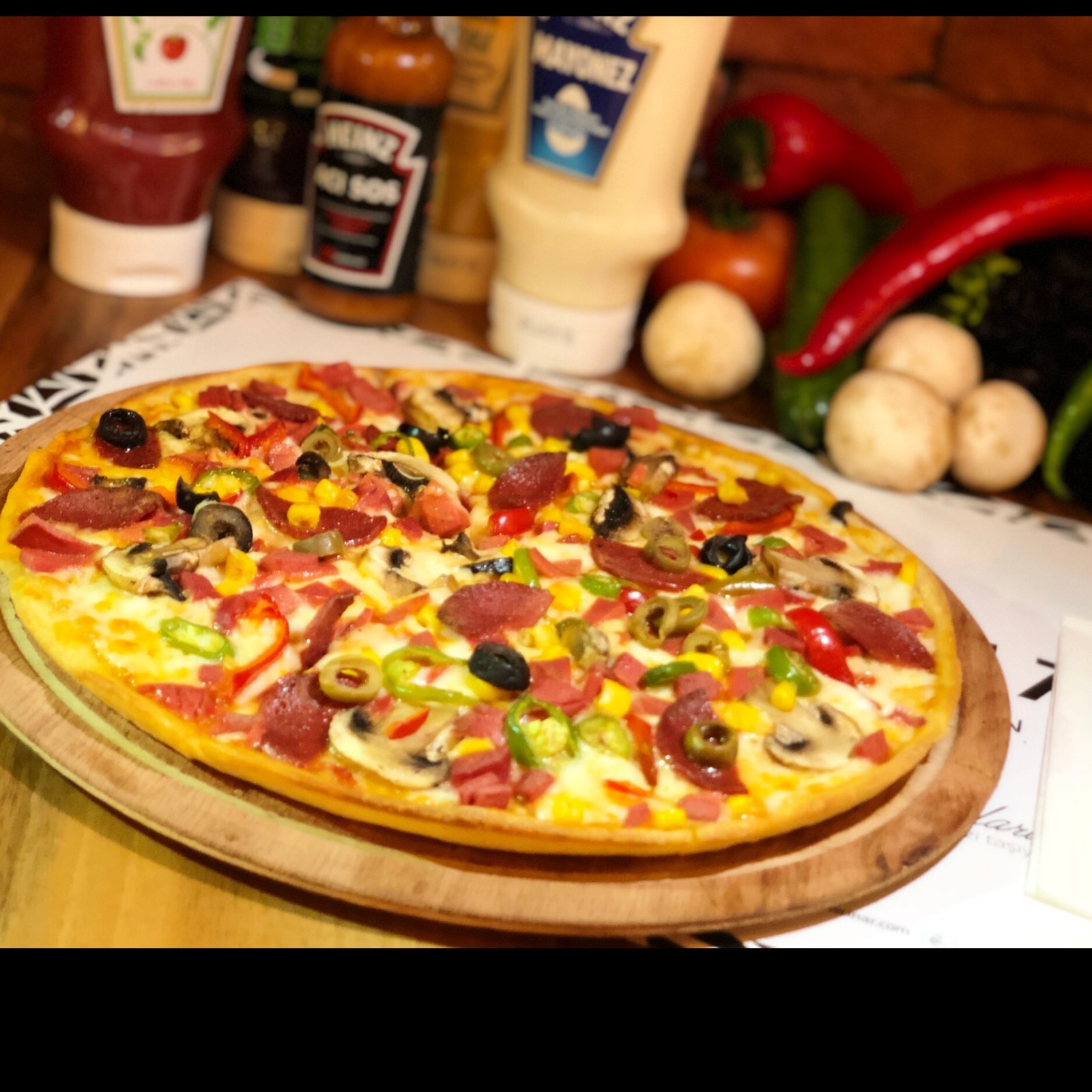 Şefin Özel Pizzası (Büyük Boy)