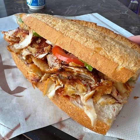 Ekmek Arası Tavuk Döner