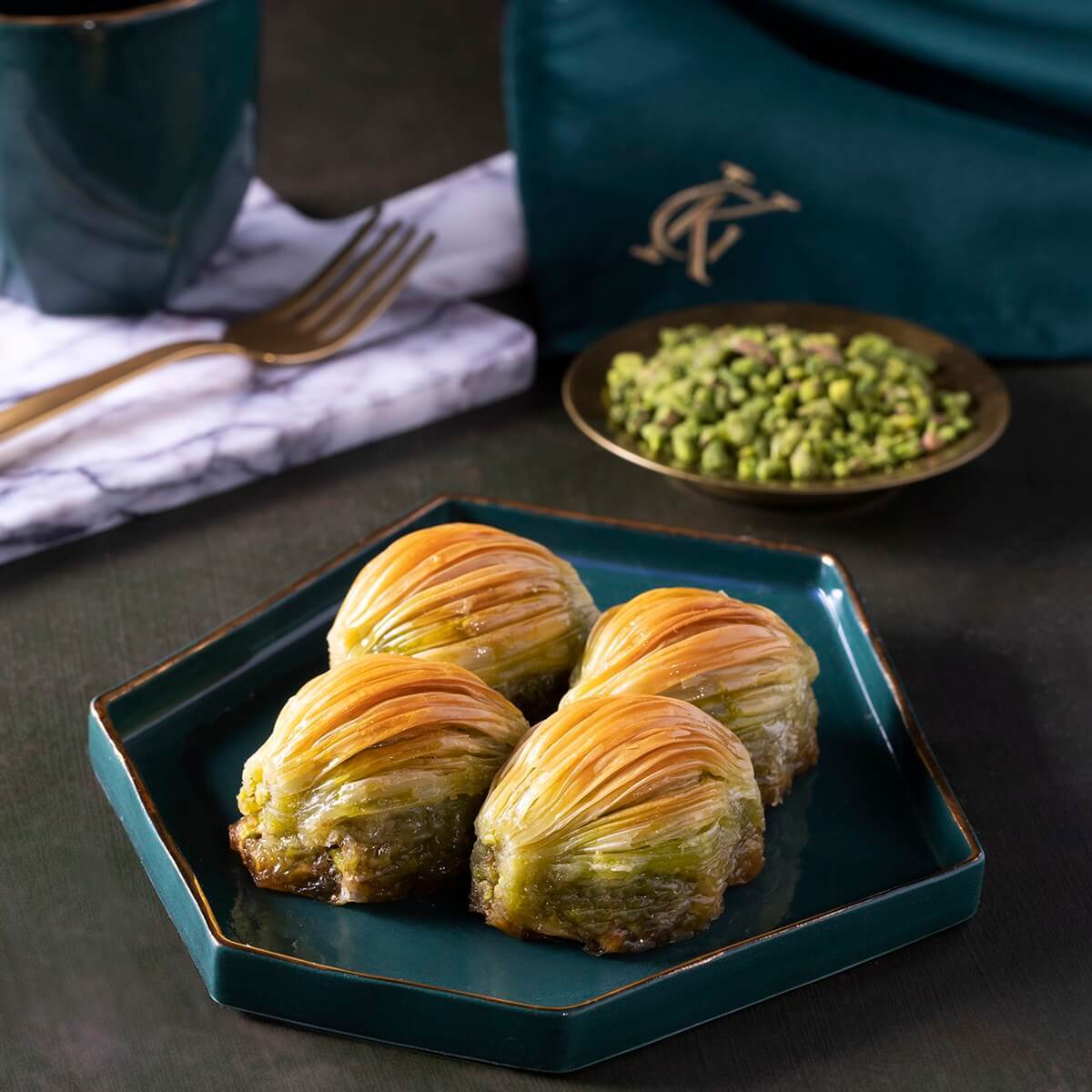 Midye Baklava