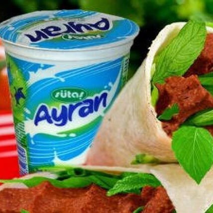 80 gr Çiğ Köfte + Ayran(az acılıdır)