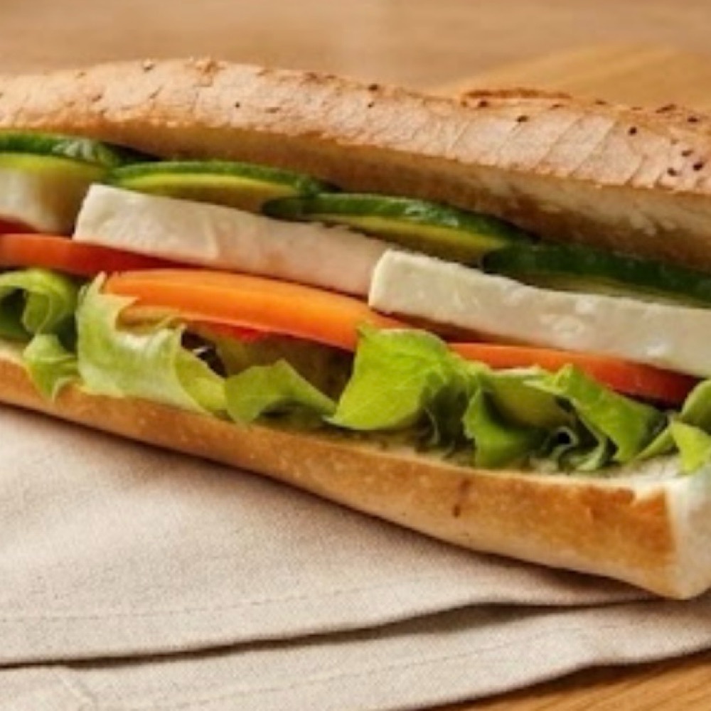 Ezine Beyaz Peynirli Sandwich
