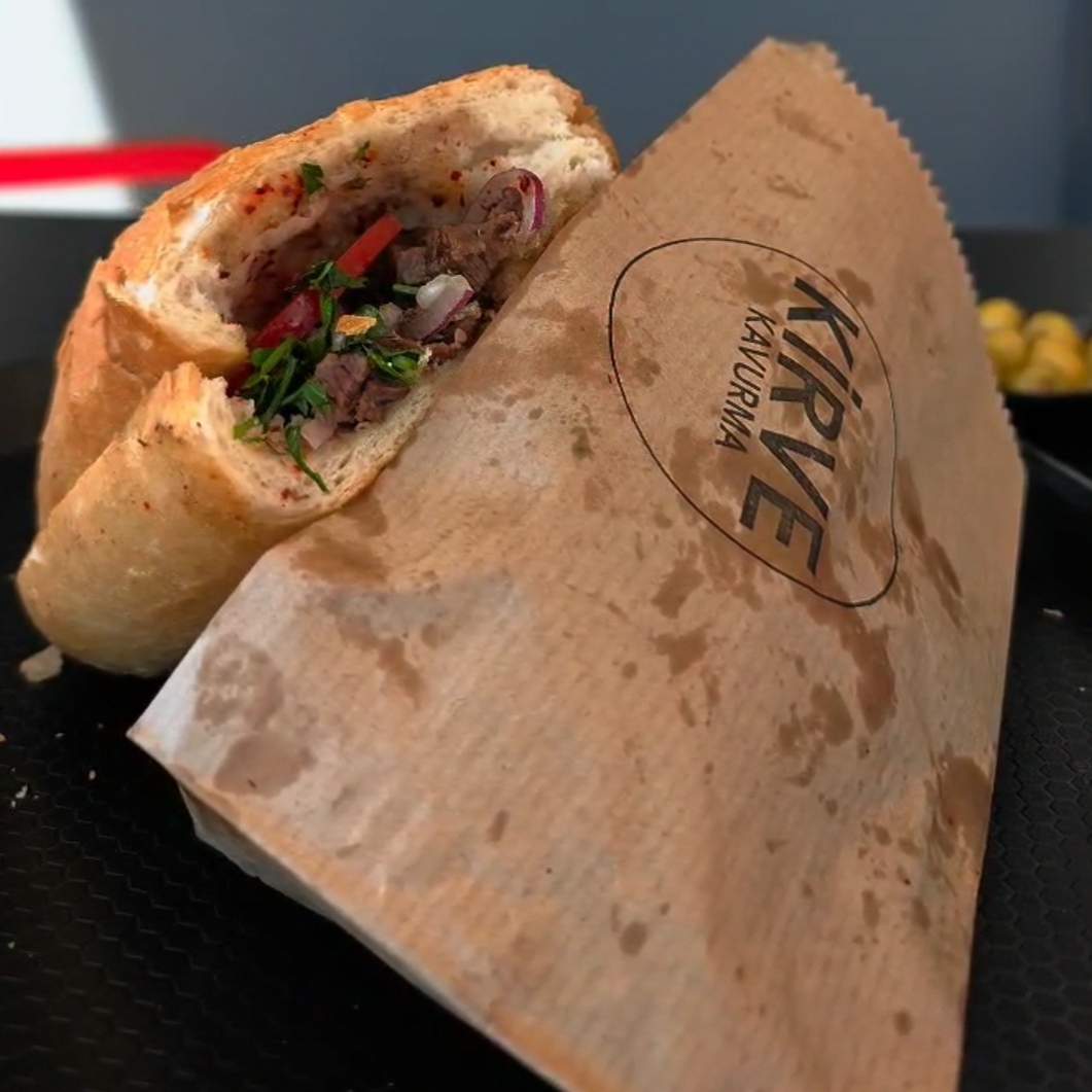 Ekmek Arası Et Kavurma (120 gr.)
