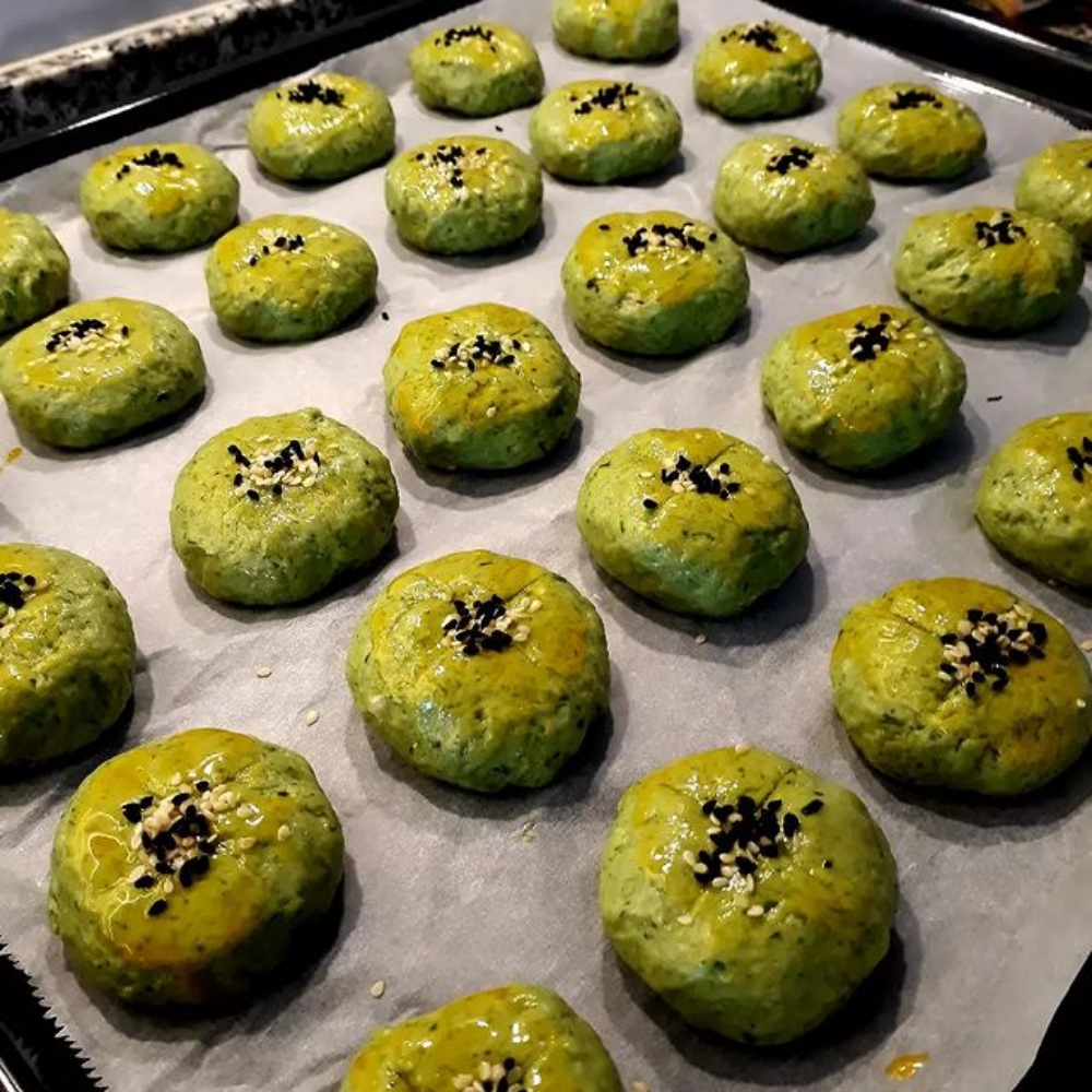 Labne Peynirli Ispanaklı Bomba