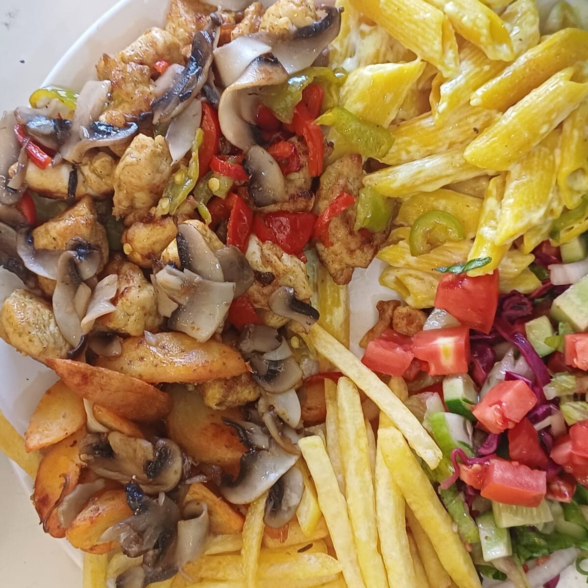 Kremalı Mantarlı Tavuk Porsiyon