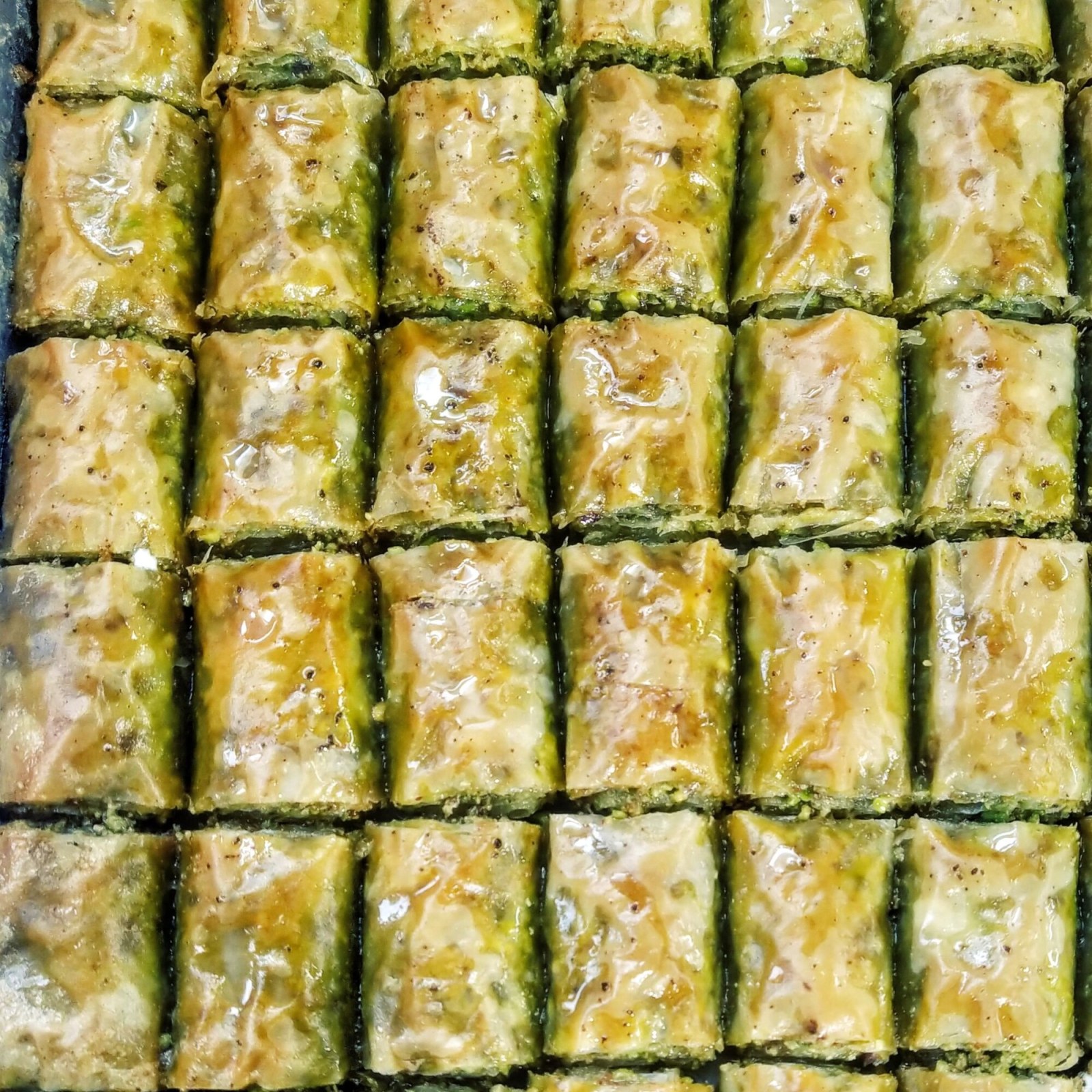 Fıstıklı Kaymaklı Sarma